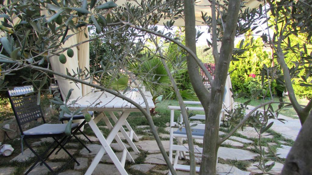 Ege Han Hotel Bozcaada Exterior foto