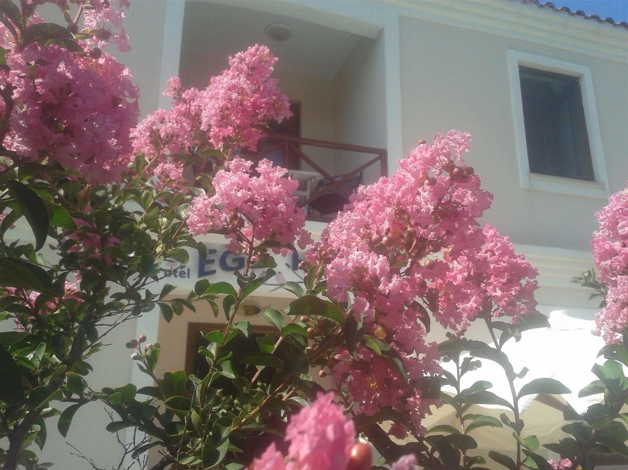 Ege Han Hotel Bozcaada Exterior foto